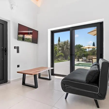 Luxury Waterfalls Privet Pool Jaccuzi Vila *