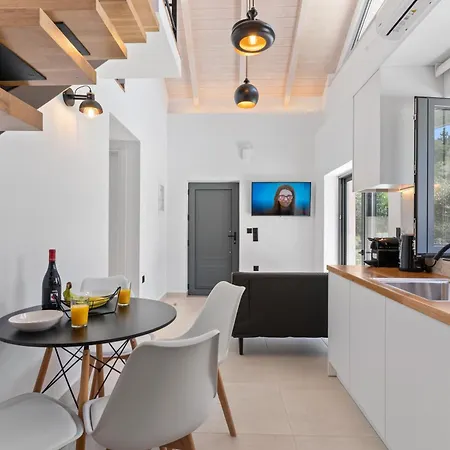 Vila Luxury Waterfalls Privet Pool Jaccuzi *