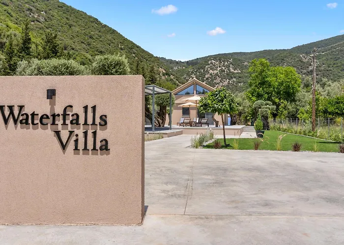 Luxury Waterfalls Privet Pool Jaccuzi Nydri (Lefkada)