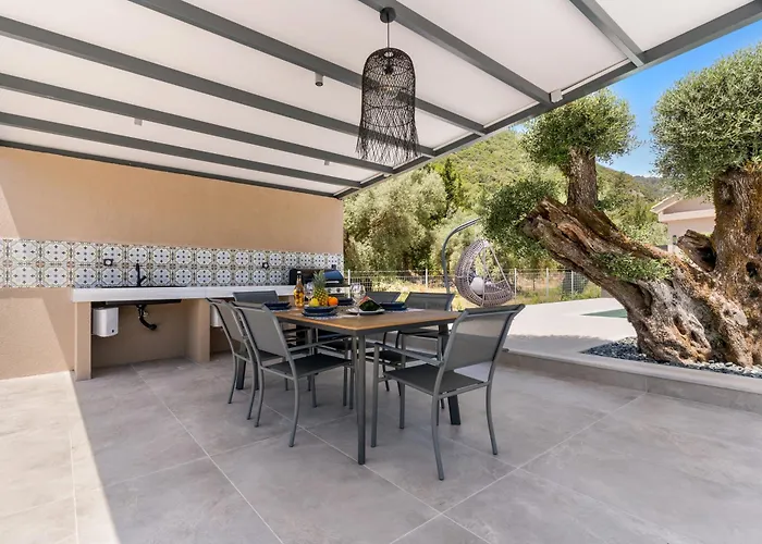 Luxury Waterfalls Privet Pool Jaccuzi Nydri (Lefkada)