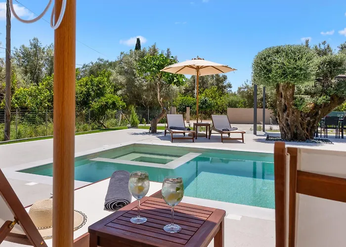 Luxury Waterfalls Privet Pool Jaccuzi * Nydri (Lefkada)