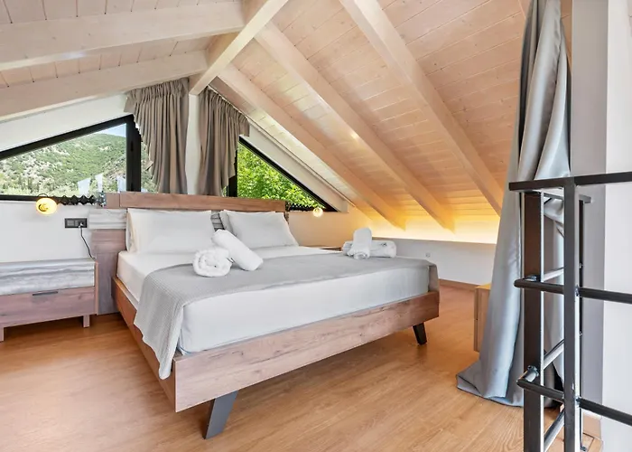 Luxury Waterfalls Privet Pool Jaccuzi